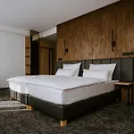 Harmony Club Hotell