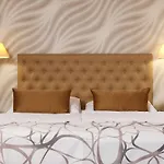 Harmony Club Hotell 3*