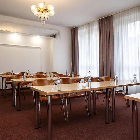 Harmony Club اوسترافا