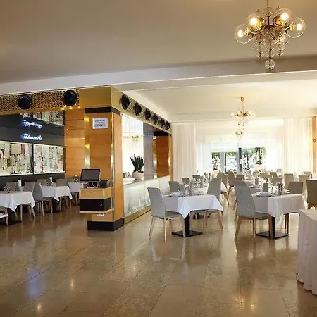 Harmony Club فندق 3*