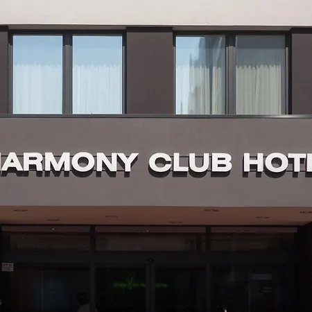 Hotel Harmony Club