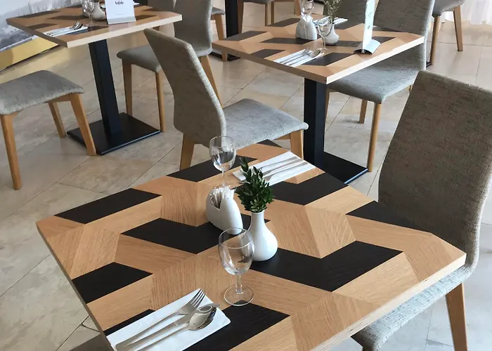 Harmony Club מלון