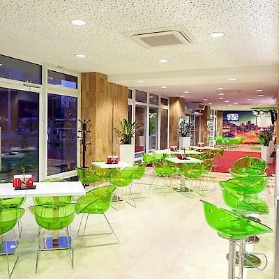 מלון Harmony Club